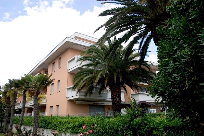 Hotel Residence Le Palme in Grottammare, Italy