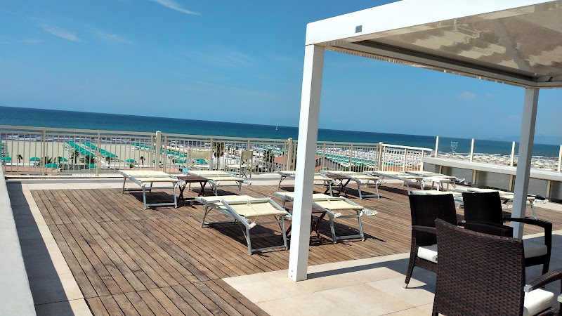 Hotel Savoy in Pietrasanta, Italy