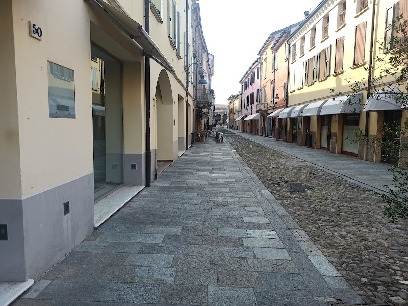 Hotel Select in Montecchio Emilia, Italy