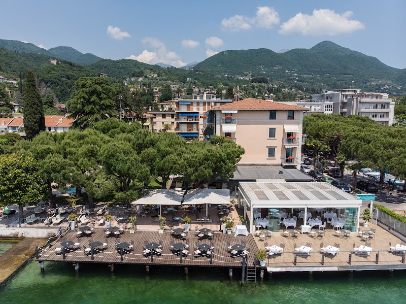 Hotel Spiaggia d'Oro in Salo, Italy