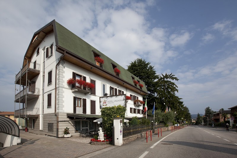 Hotel Ungheria Varese 1946 in Varese, Italy