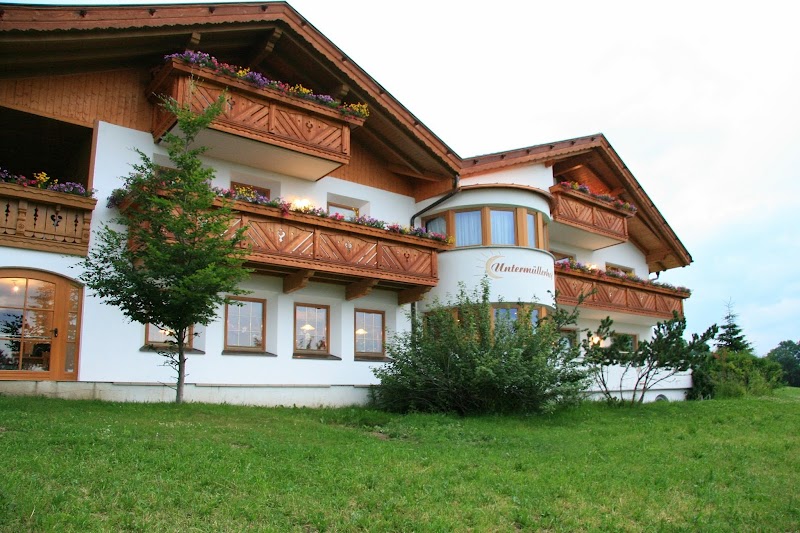 Hotel Untermüllerhof in Lana, Italy