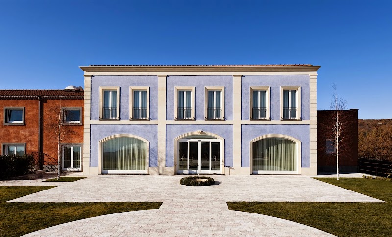 Hotel Villa Neri Resort & Spa in Zafferana Etnea, Italy