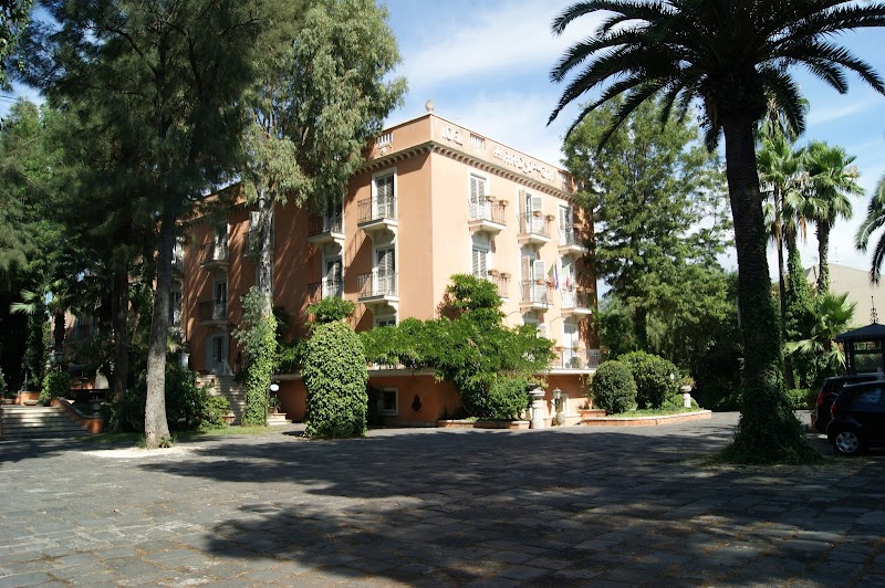 Hotel Villa Paradiso dell'Etna in Zafferana Etnea, Italy