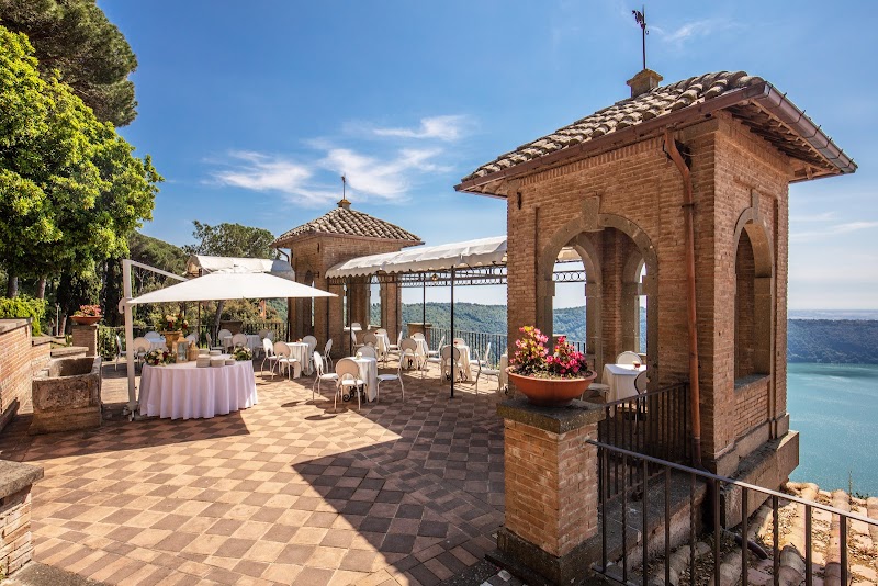 Hotel Villa del Cardinale in Rocca di Papa, Italy
