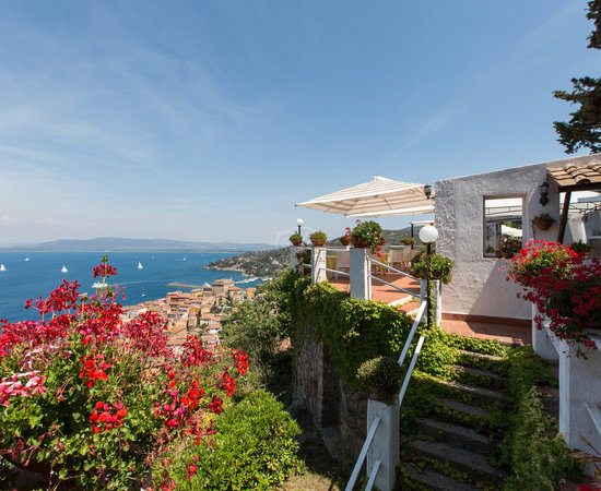 Hotel Vittoria in Porto Santo Stefano, Italy