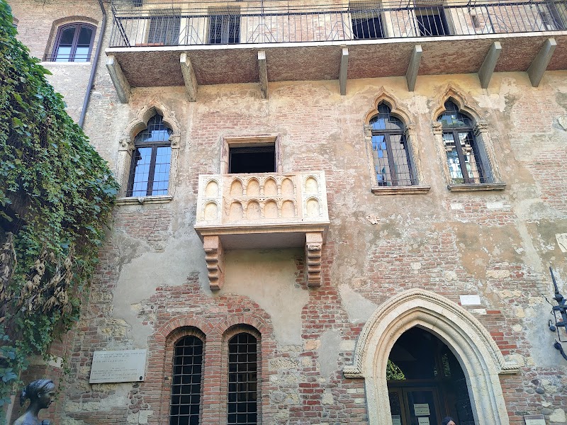 Il Balcone di Giulietta in Ruvo di Puglia, Italy