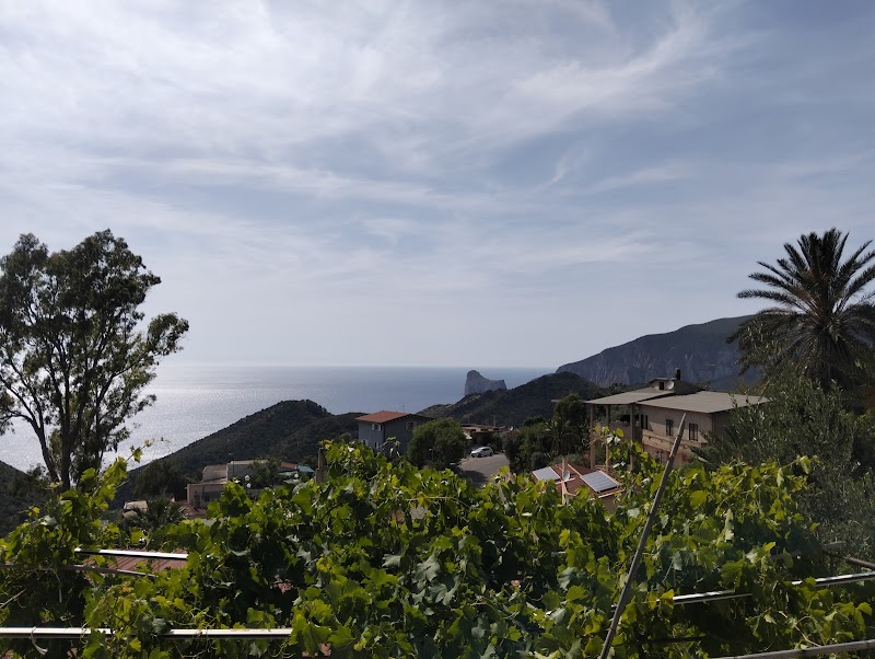 La Casa del Glicine** in Sermoneta, Italy