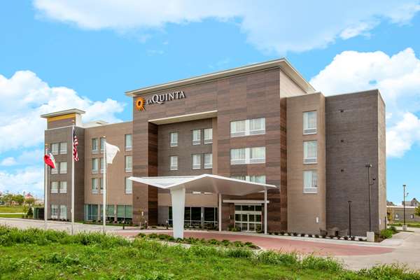 La Quinta Inn & Suites by Wyndham Altoona in Bondurant, Iowa, United States