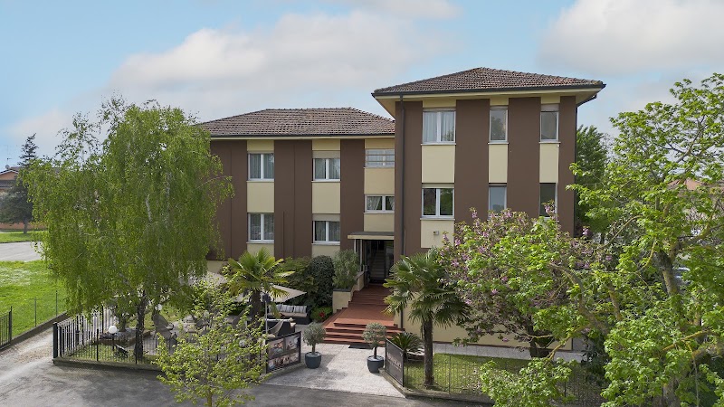 Mini Palace Hotel in Molinella, Italy