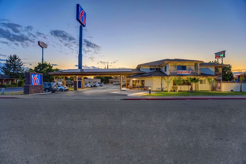 Motel 6 Anderson, CA - Redding Airport in Anderson, California, United States