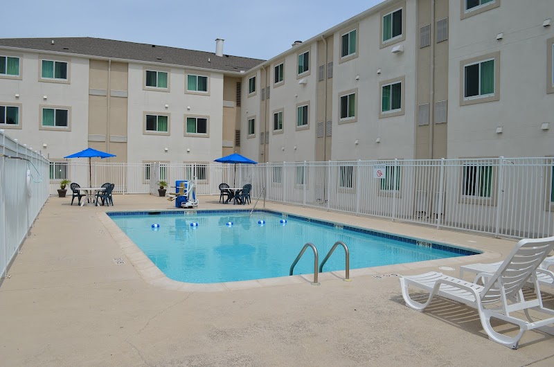 Motel 6 Biloxi - Beach in Biloxi, Mississippi, United States