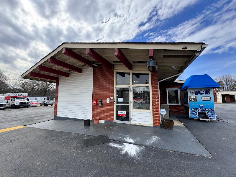 Palm Leaf Motel in Ashland, Virginia, United States