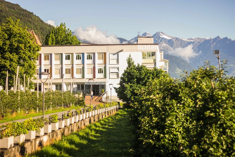 Pension Lichtenburg in Lana, Italy