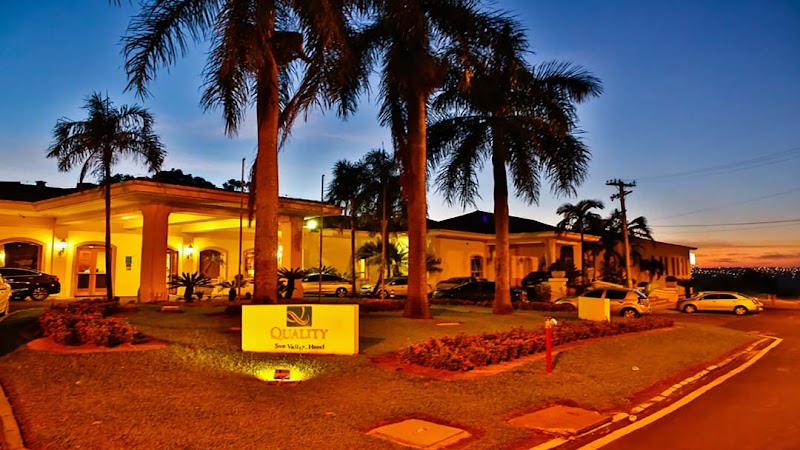 Quality Hotel & Convention Center Marilia in Marilia, Brazil