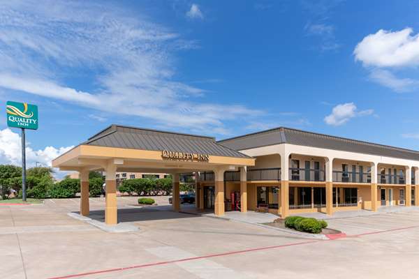 Quality Inn at Arlington Highlands in Arlington, Texas, United States