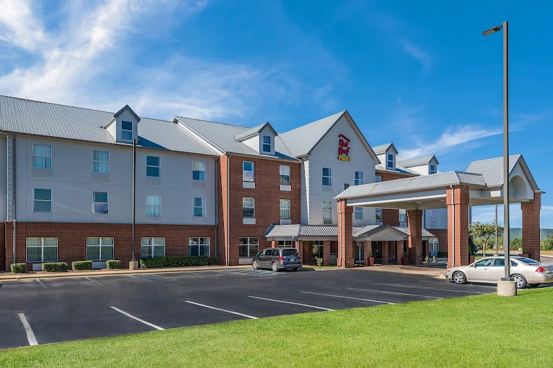 Red Roof Inn & Suites Bessemer in Bessemer, Alabama, United States