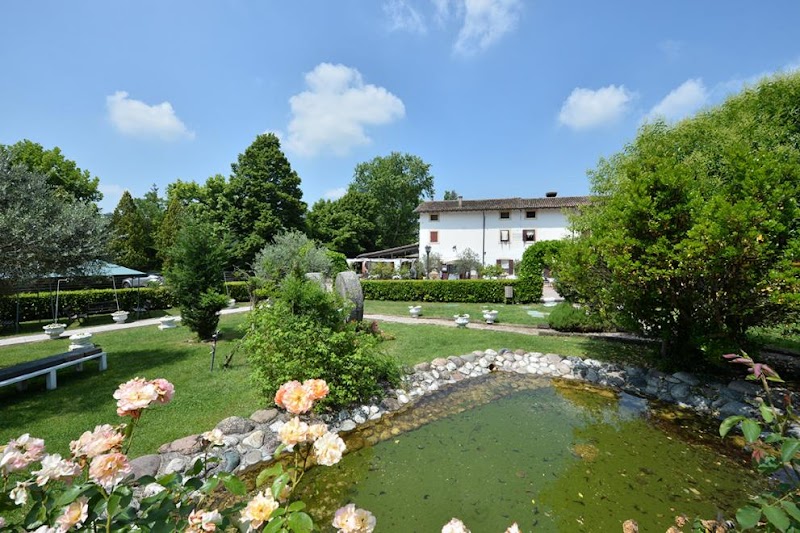 Resort La Mola in Sommacampagna, Italy