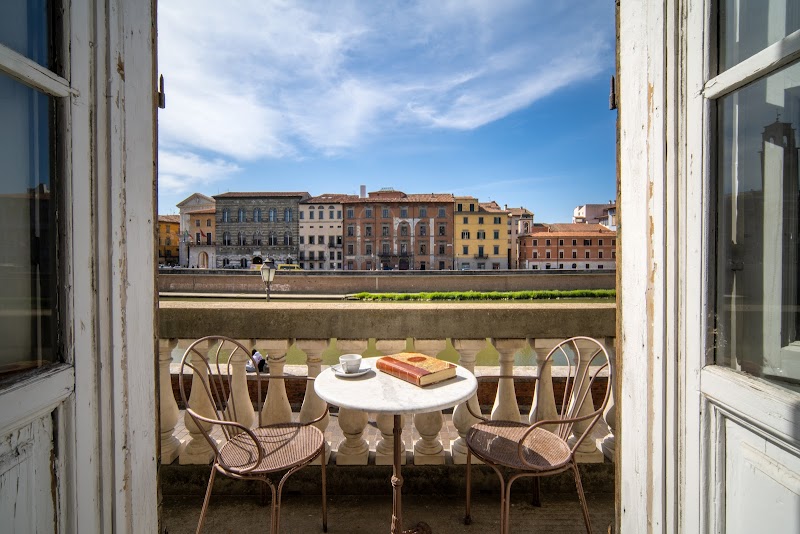 Royal Victoria Hotel in Pisa, Italy