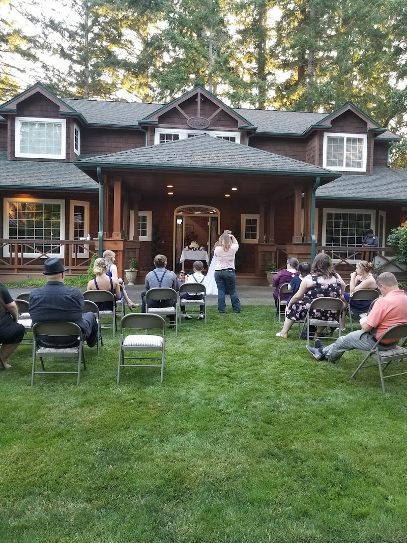 Selah Inn on Hood Canal in Belfair, Washington, United States