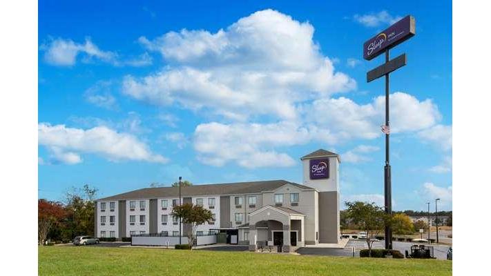 Sleep Inn Athens I-65 in Athens, Alabama, United States