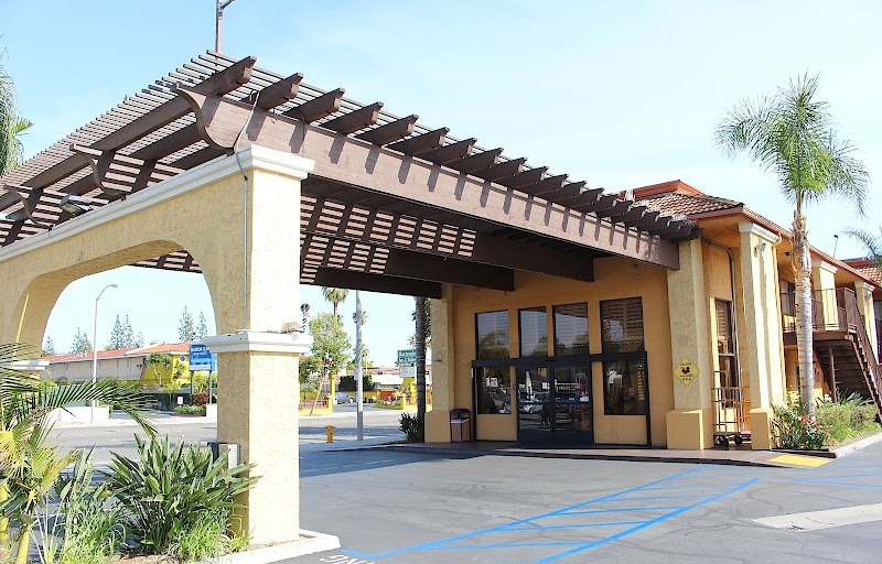 Stanford Inn & Suites Anaheim in Anaheim, California, United States
