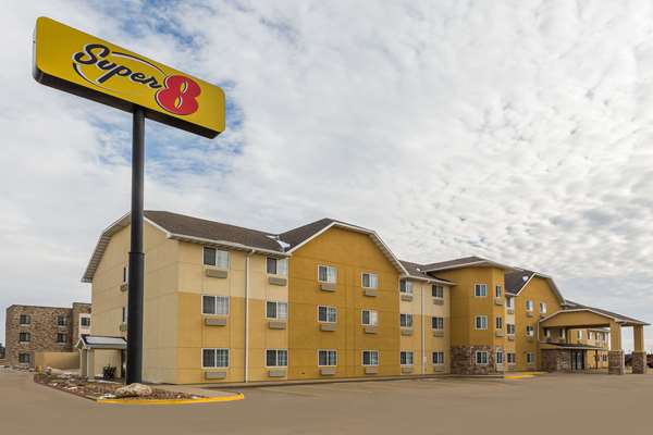 Super 8 by Wyndham Altoona in Bondurant, Iowa, United States