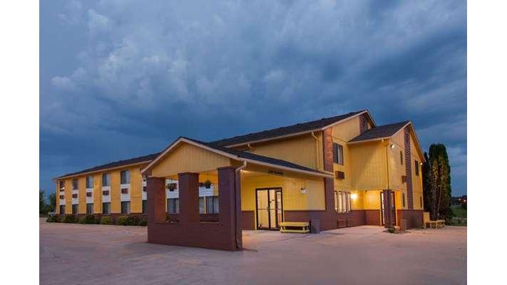 Super 8 by Wyndham Anamosa in Anamosa, Iowa, United States