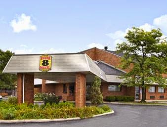 Super 8 by Wyndham Beachwood/Cleveland Area in Beachwood, Ohio, United States