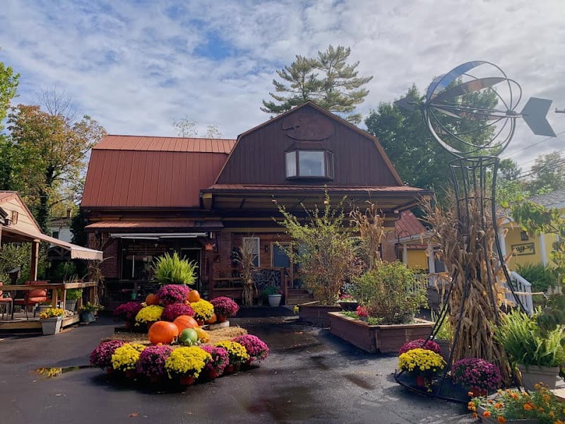 The Iris Garden Downtown Cottages and Suites in Bloomington, Indiana, United States