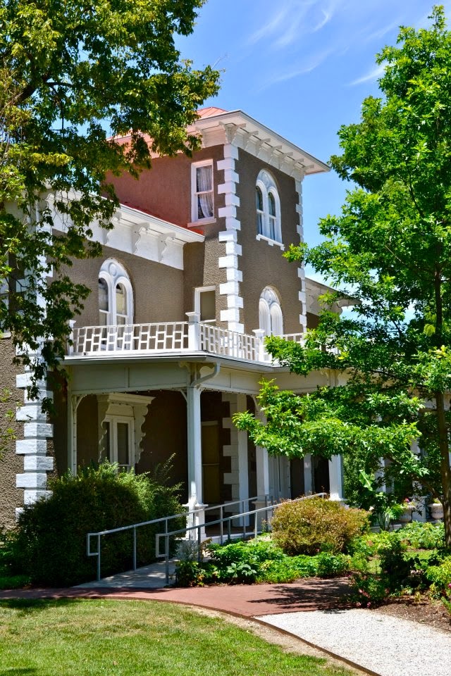 The Peel Mansion Motel in Bentonville, Arkansas, United States