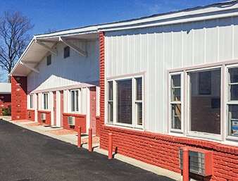 Travelodge by Wyndham Bay Shore Long Island in Bay Shore, New York, United States