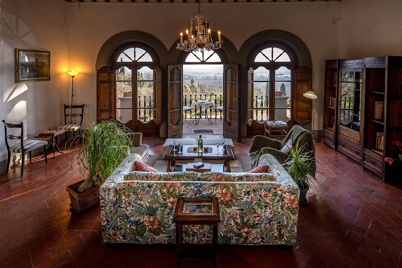 Villa Colle Olivi in Pescia, Italy