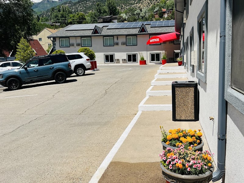 Affordable Inns in Glenwood Springs, Colorado, United States