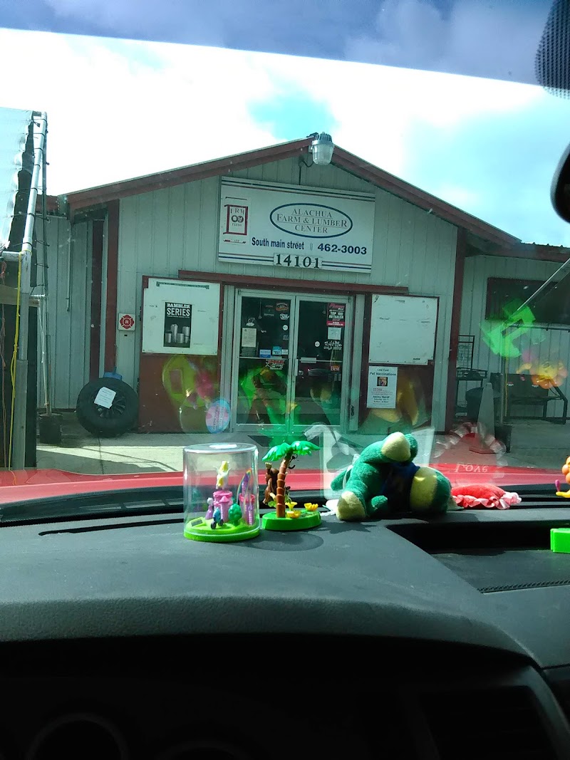 Alachua Farmhouse in Alachua, Florida, United States