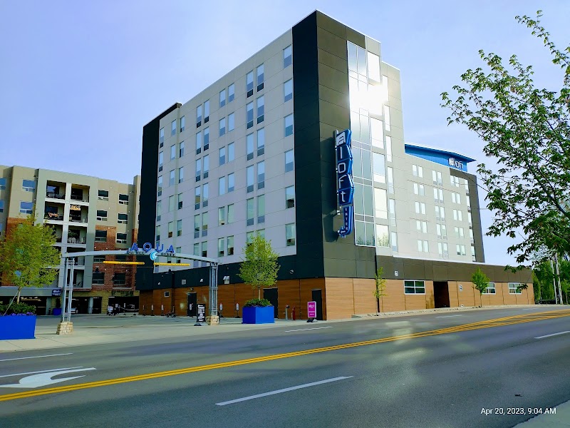Aloft Newport on the Levee in Covington, Kentucky, United States