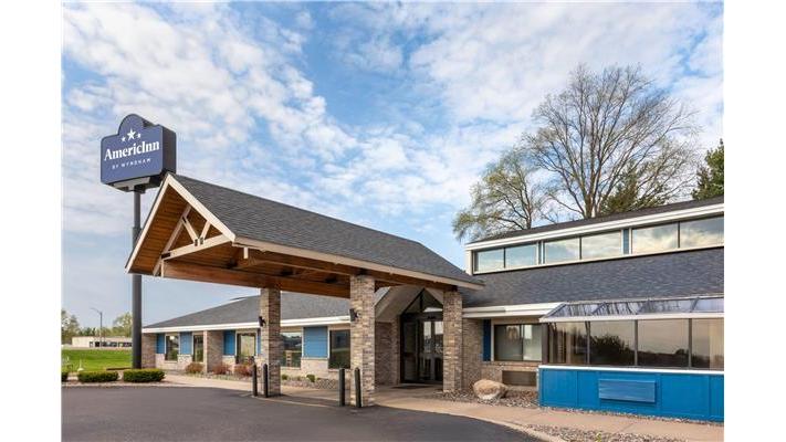 AmericInn by Wyndham Chippewa Falls in Chippewa Falls, Wisconsin, United States