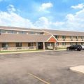AmericInn by Wyndham Elkhorn Near Lake Geneva