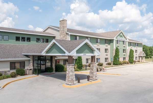 AmericInn by Wyndham Fort Dodge in Fort Dodge, Iowa, United States
