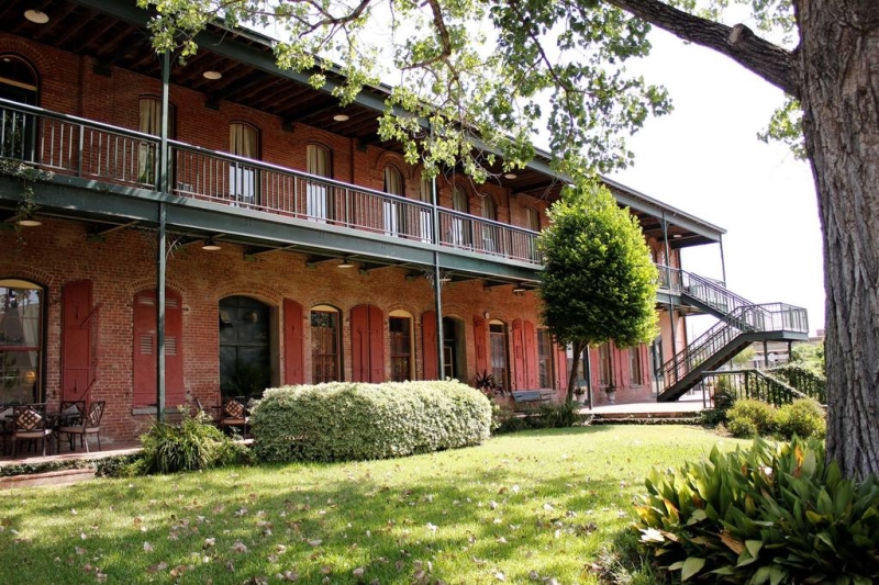 Ant Street Inn in Brenham, Texas, United States