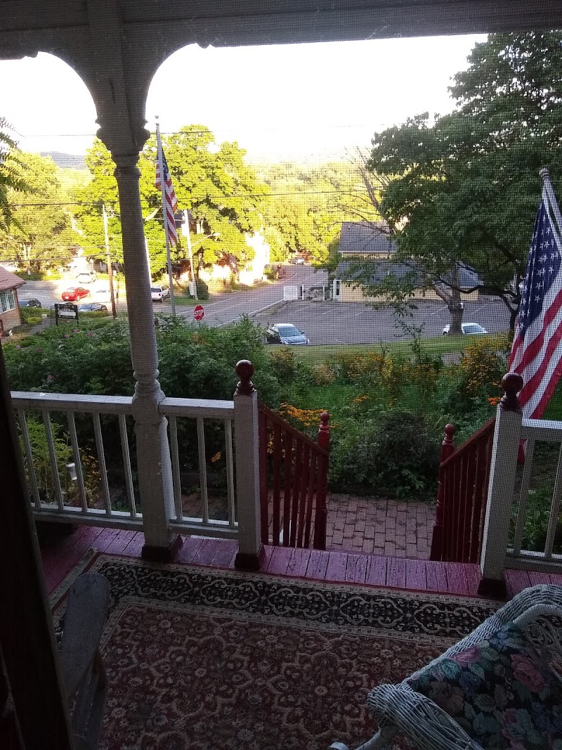 Apple Butter Inn in Coshocton, Ohio, United States