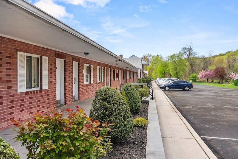Ardsley Acres Hotel Court in Ardsley, New York, United States