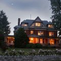 B. F. Hiestand House Bed & Breakfast