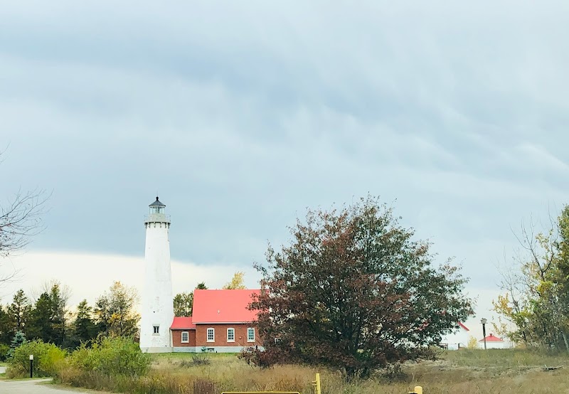 Bambi Motel in East Tawas, MI, United States