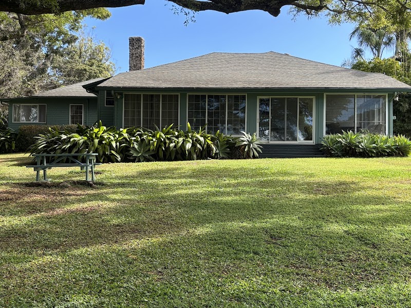 Banyan Tree Bed and Breakfast Retreat in Makawao, Hawaii, United States