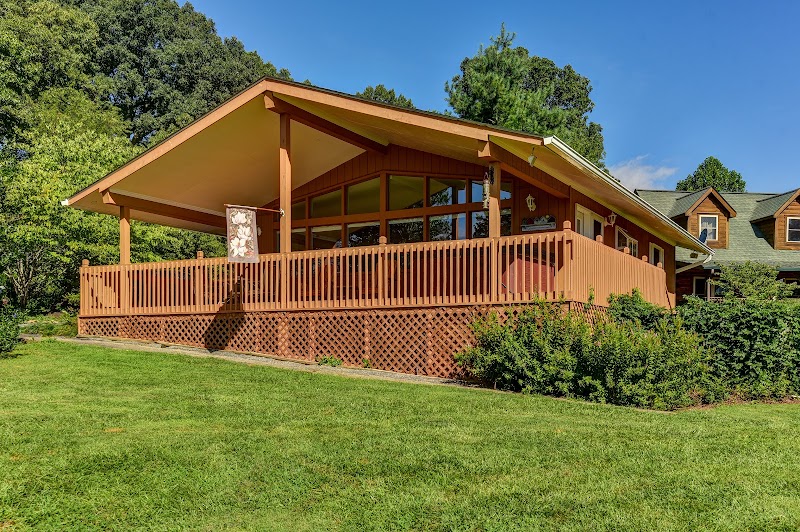 Barkwells in Mills River, North Carolina, United States