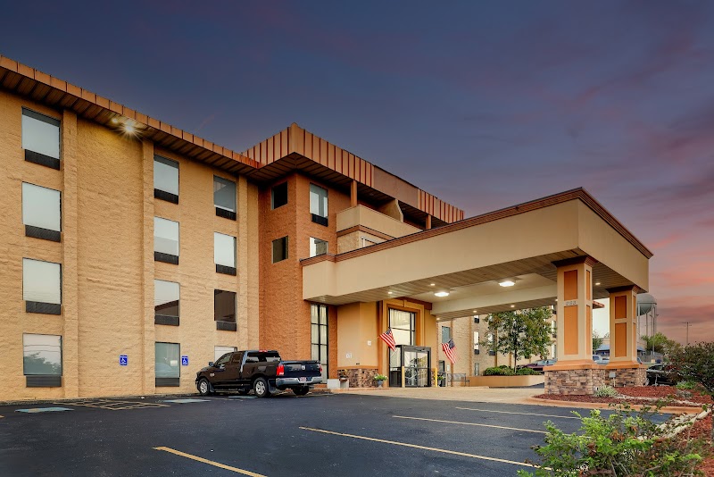 Barrington Hotel & Suites in Branson, Missouri, United States