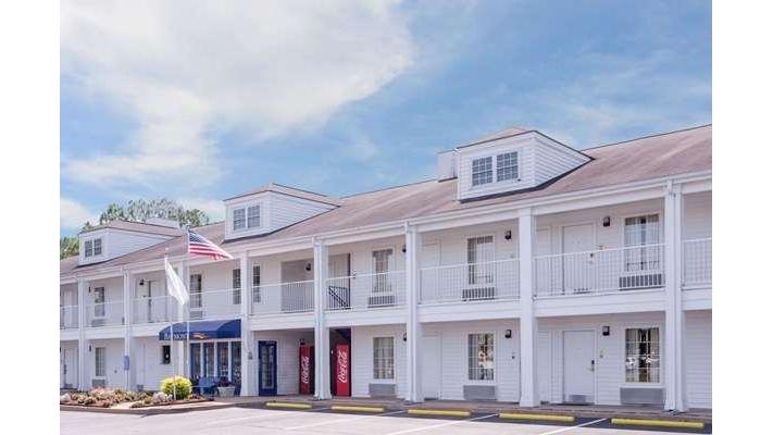 Baymont by Wyndham Albany at Albany Mall in Albany, Georgia, United States