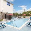 Baymont by Wyndham College Station
