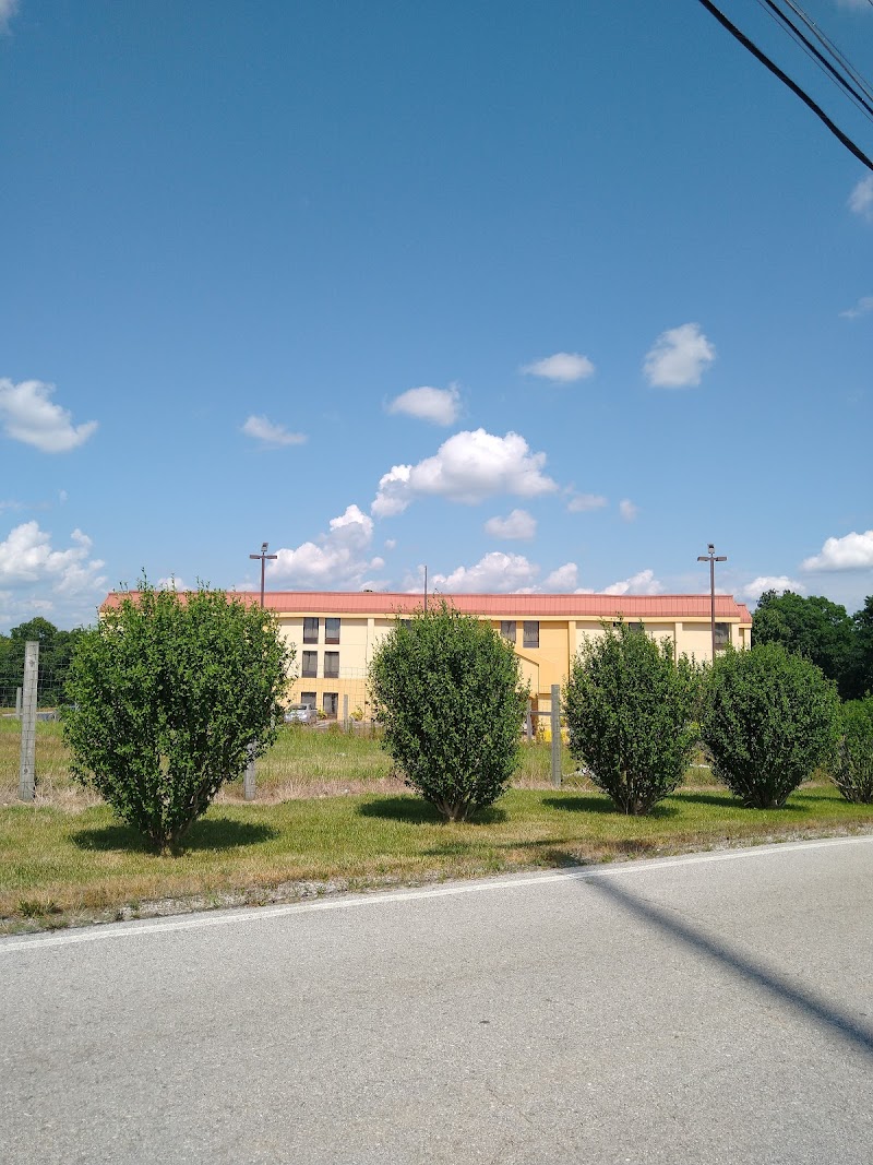 Baymont by Wyndham Crossville in Crossville, Tennessee, United States